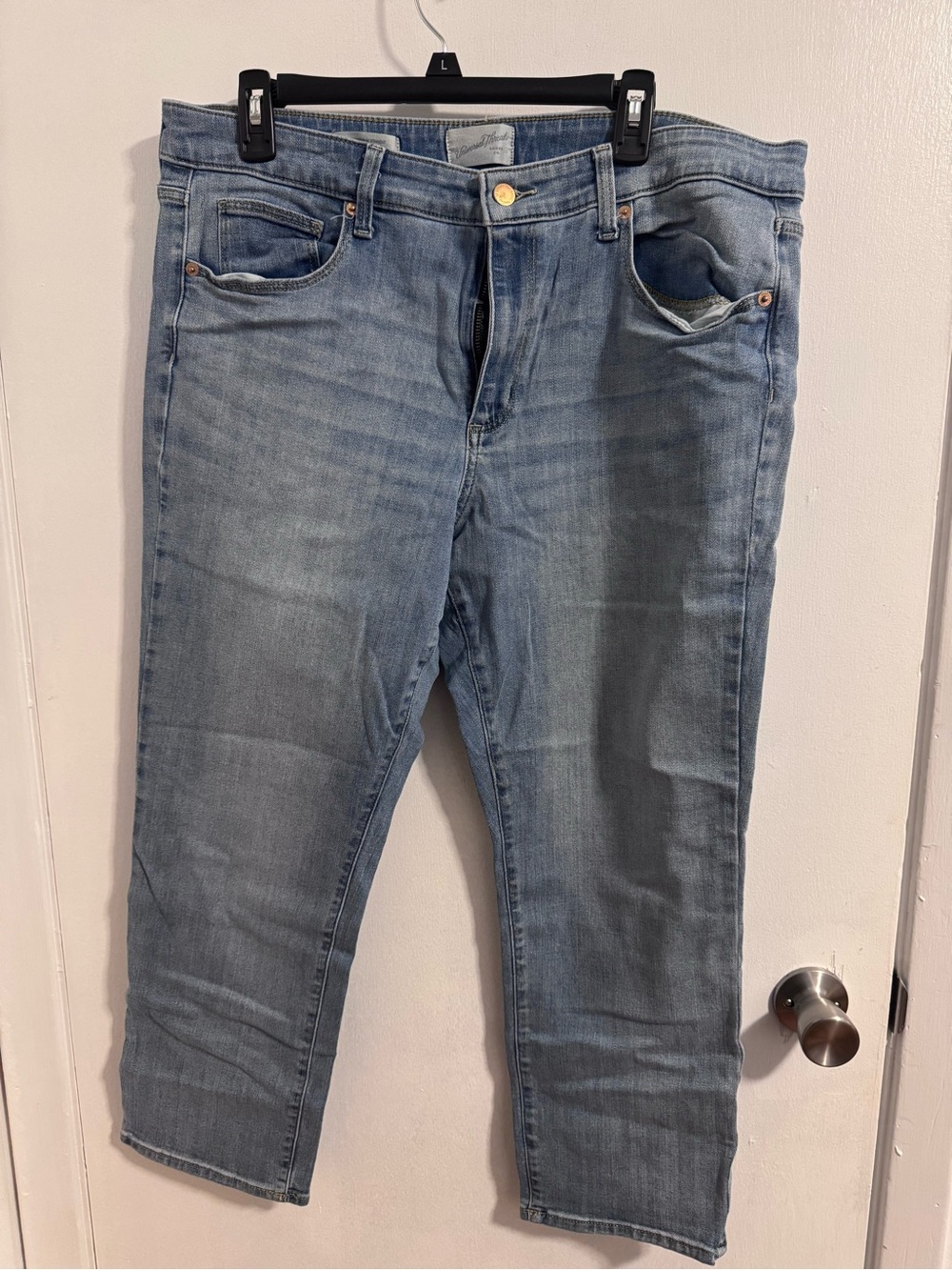 Universal Thread Light Blue Straight Jeans